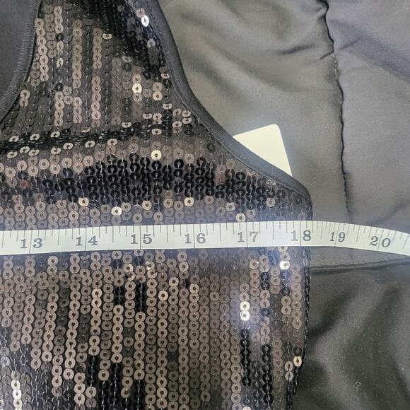 D Studio Sleeveless Scoop Neck Sequin Blouse w/side tie - Large - Picture 5 of 6